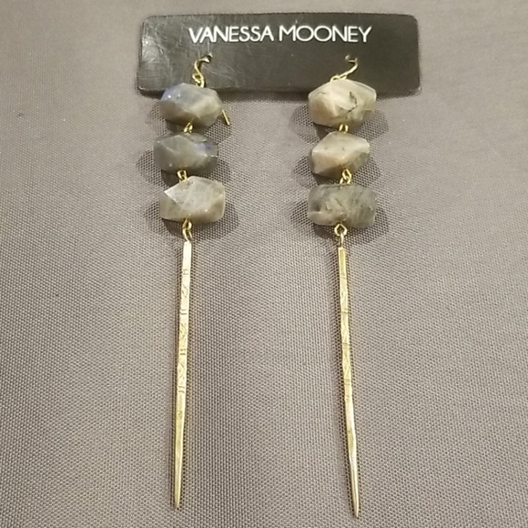 💕VANESSA MOONEY💕 Gold Gem Stone Drop Earrings - Picture 1 of 6